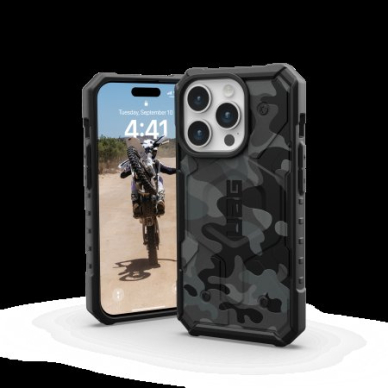 UAG Pathfinder - Apsauginis dėklas skirta iPhone 15 Pro (midnight camo) 1